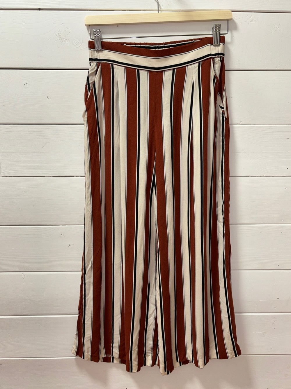 🚨Final price🚨 H&M Striped Wide Leg Pants – Size 6 - Picture 6 of 8